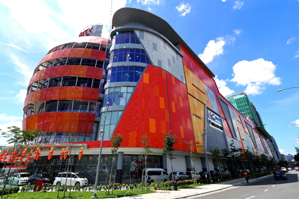 Nnukwu ụlọ ahịa Sunway Velocity, Kuala Lumpur, Malaysia